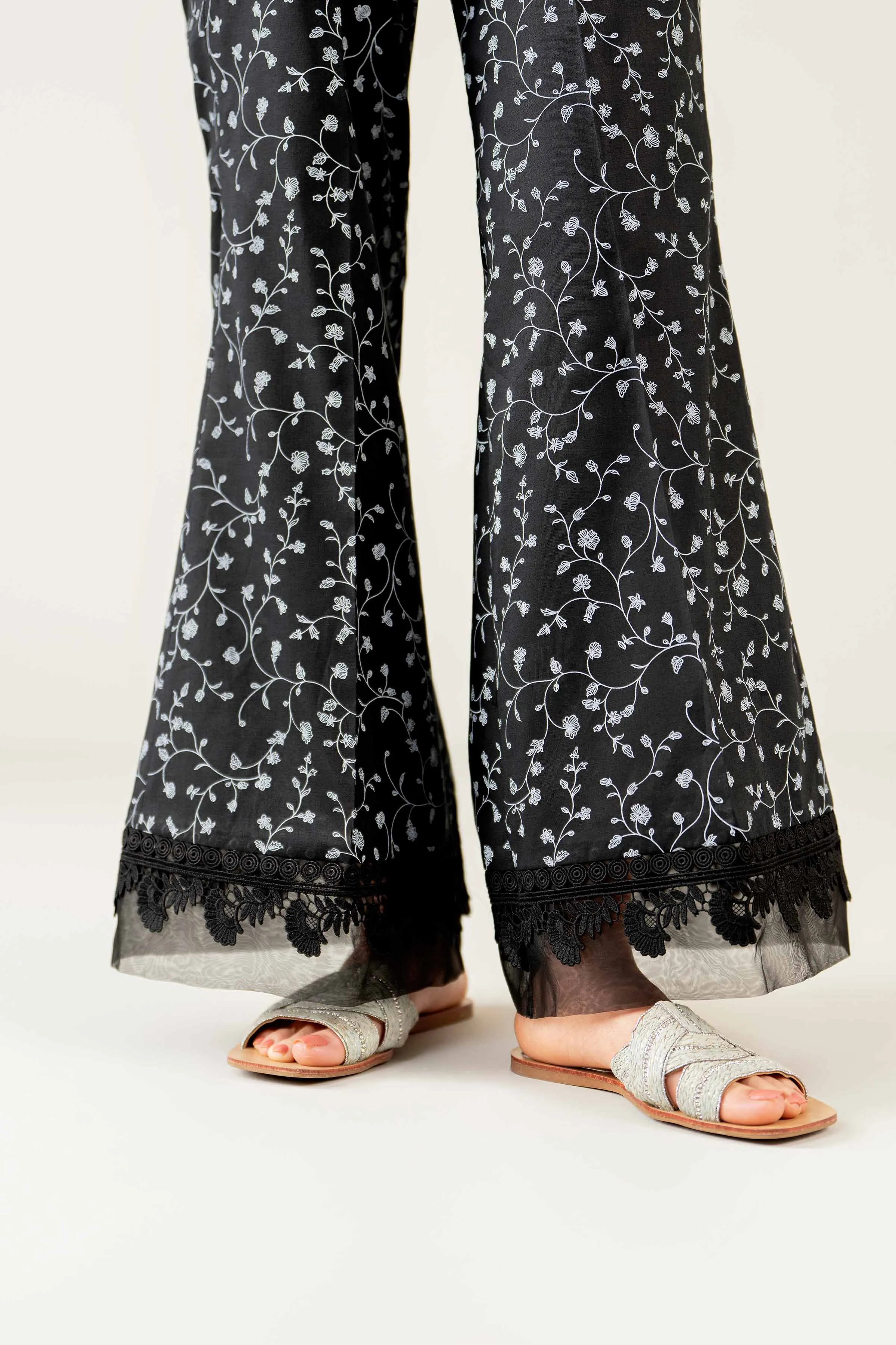 1 Piece - White Paste Printed Loose Fabric - 42503073