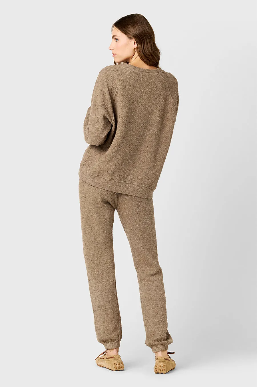 BRENTWOOD SWEATSHIRT IN MOREL BOUCLÉ
