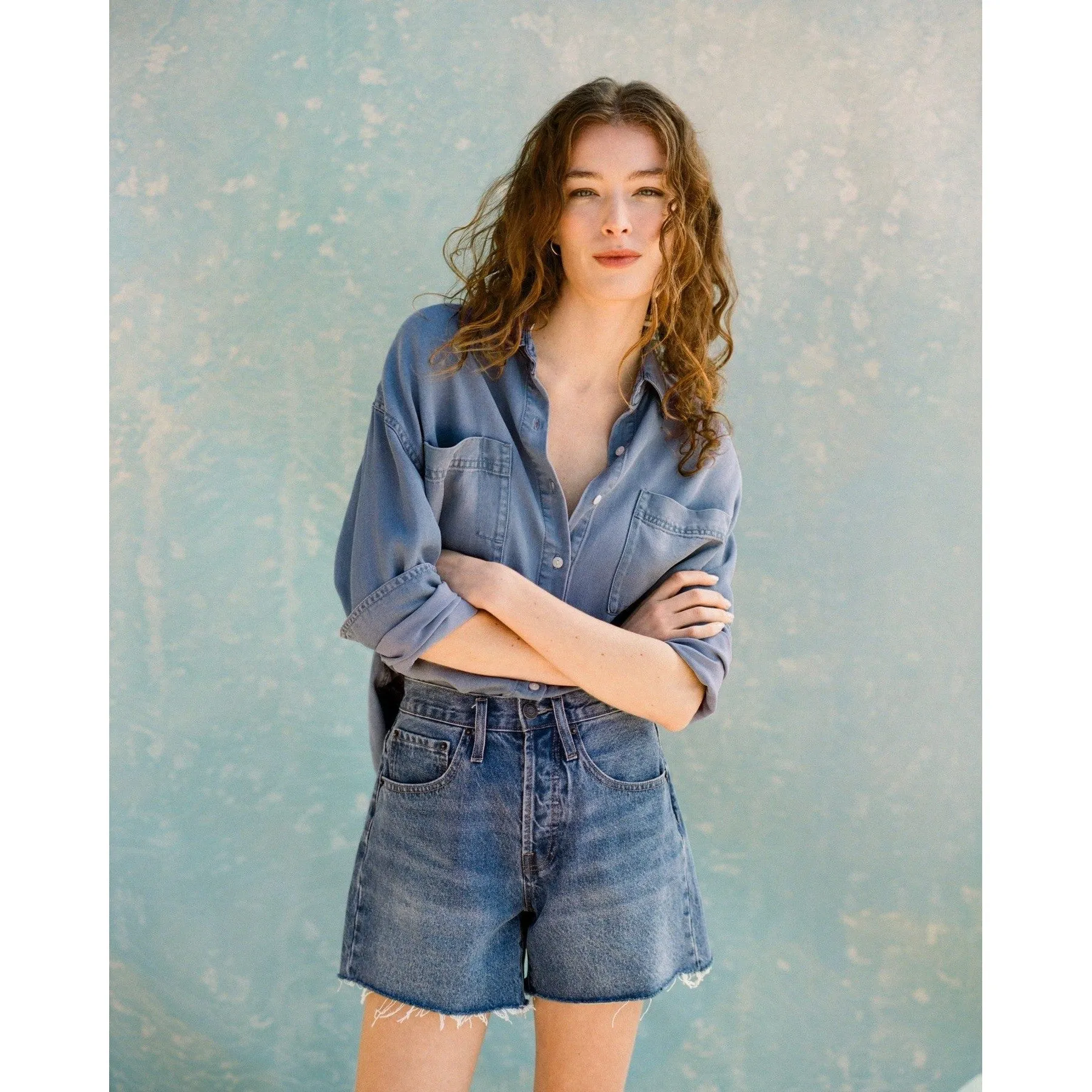 COLBIE CHAMBRAY TOP