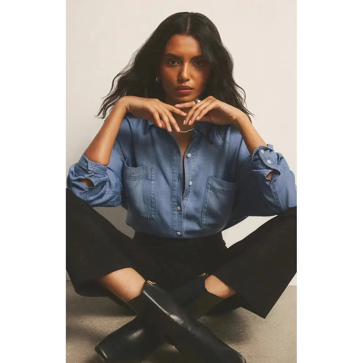 COLBIE CHAMBRAY TOP