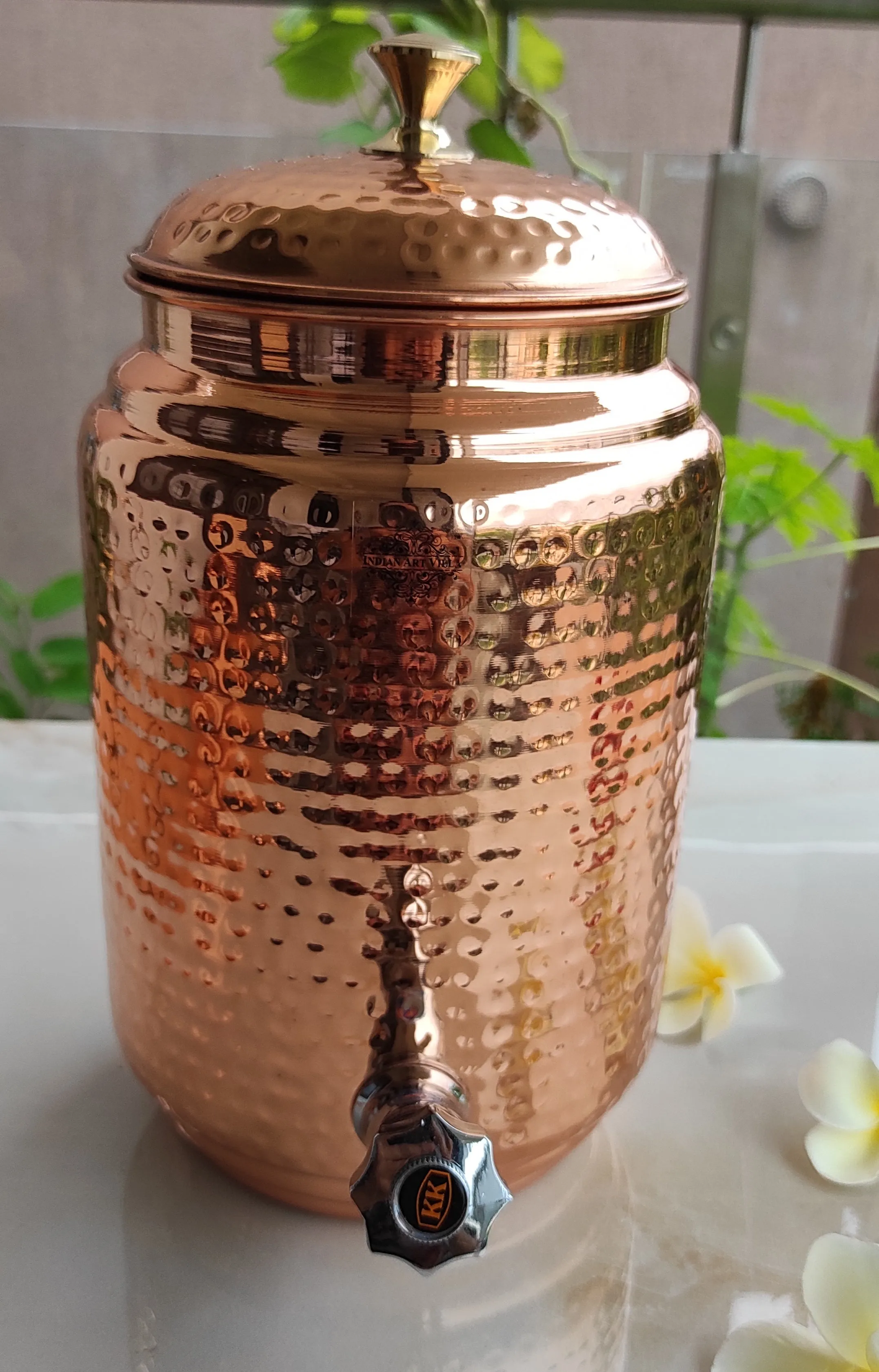 Indian Art  Villa Handcrafted Pure Copper Hammered Design Water Pot with Stand