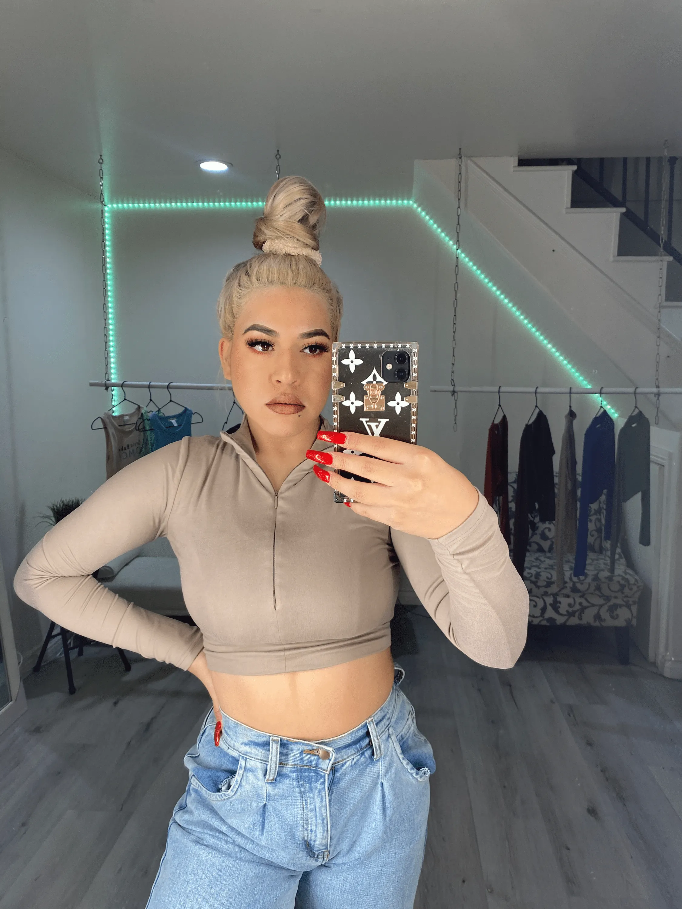 Morelia Long Sleeve Crop Top