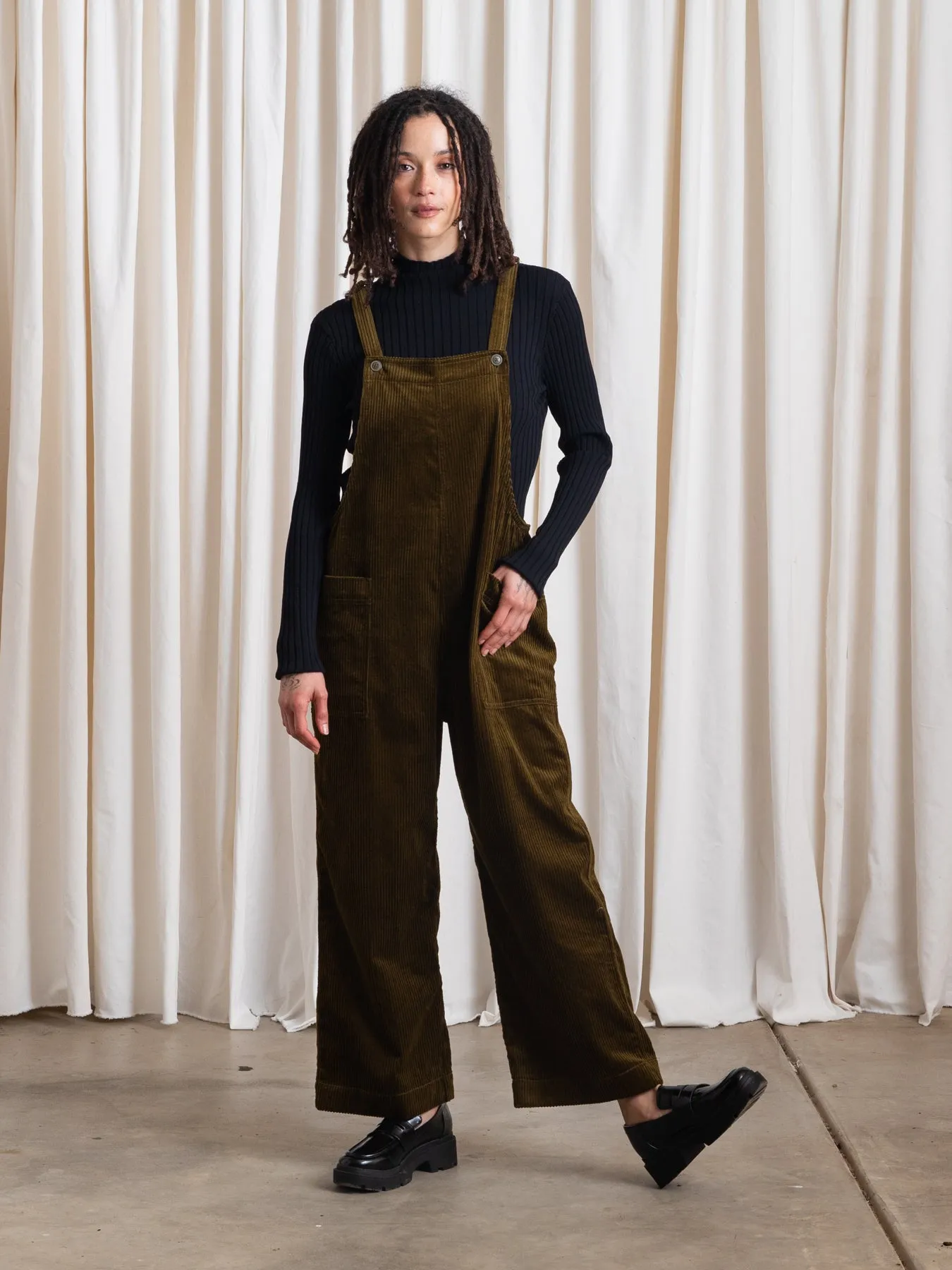 OVERALL JUMPER - NAVY CORDUROY