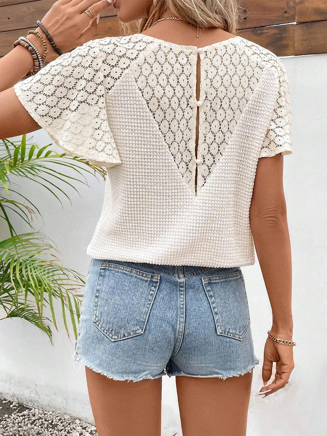 TEEK - Cream V-Neck Flutter Sleeve Blouse