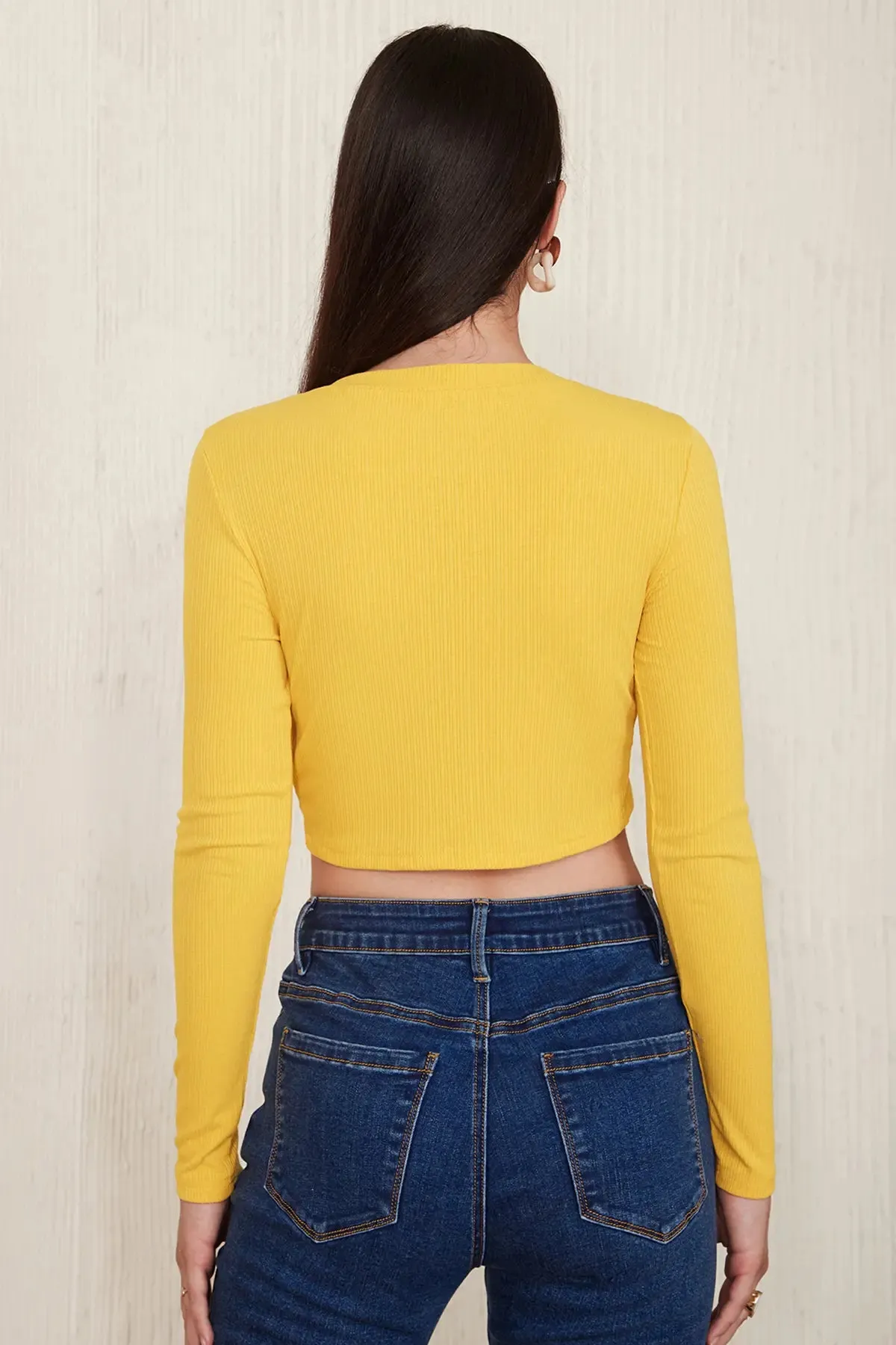 Women's Knot Front Ruched Crop Top
